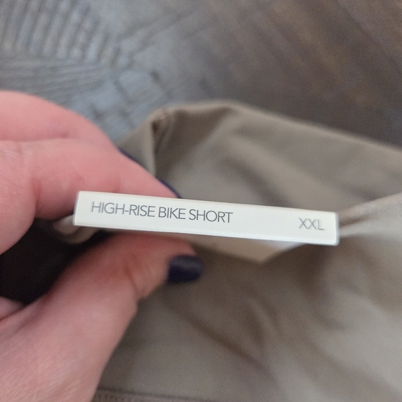 NWT CALIA Inspire Collection High-Rise Bike Shorts XXL Dark Grey - Picture 11 of 12